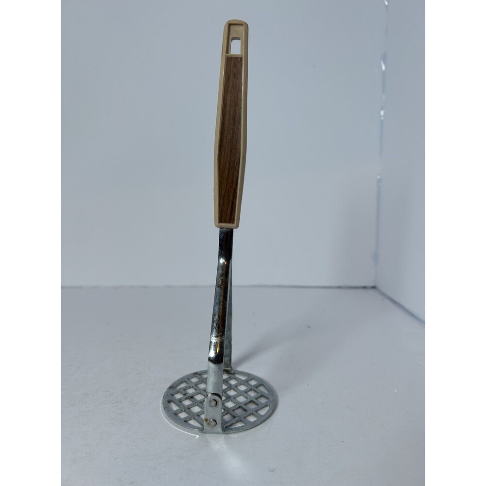 Vintage Potato Vegetable Masher Faux wood Handle Utensil 9 3/4" Japan